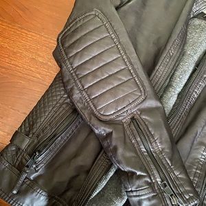 Pull& Bear size S, like new!